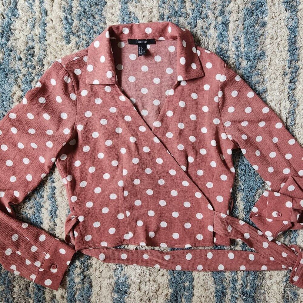 F21 Mauve Polka Dot Wrap Around Top || Small EUC - Picture 3 of 13